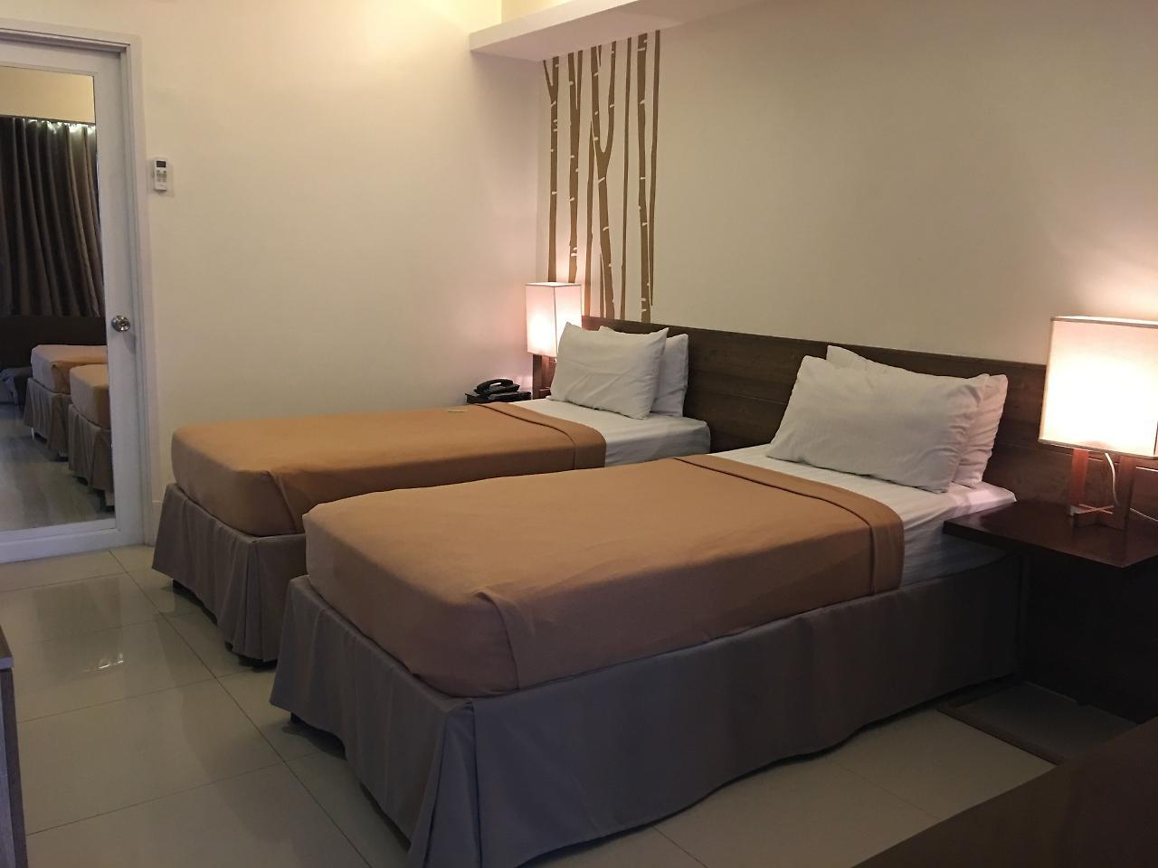 Selah Garden Hotel Manila Пасай Экстерьер фото