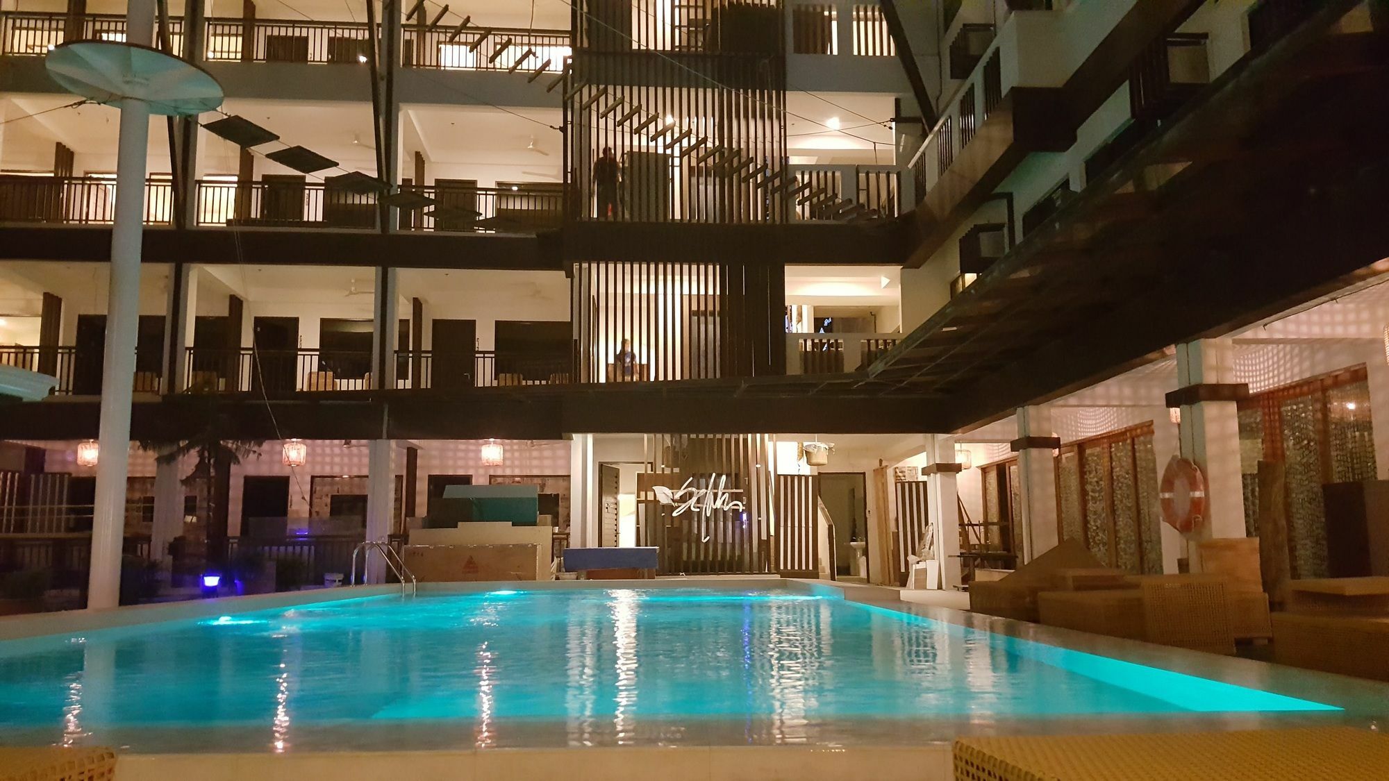 Selah Garden Hotel Manila Пасай Экстерьер фото