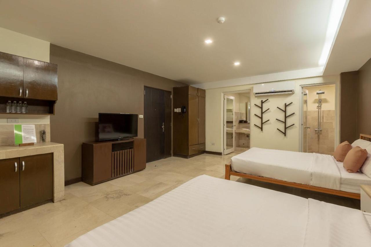 Selah Garden Hotel Manila Пасай Экстерьер фото